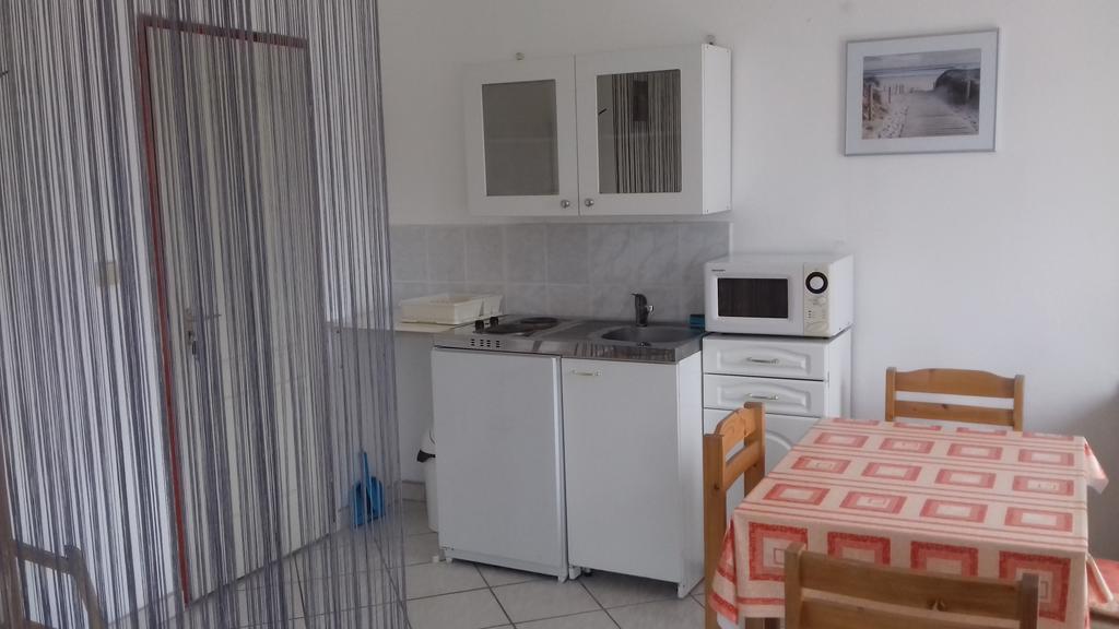Apartmanhaz Balatonfenyves Διαμέρισμα Εξωτερικό φωτογραφία